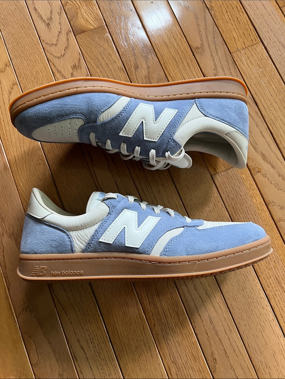 New Balance T500 lifestyle shoes. Periwinkle and ivory suede. Mens 13